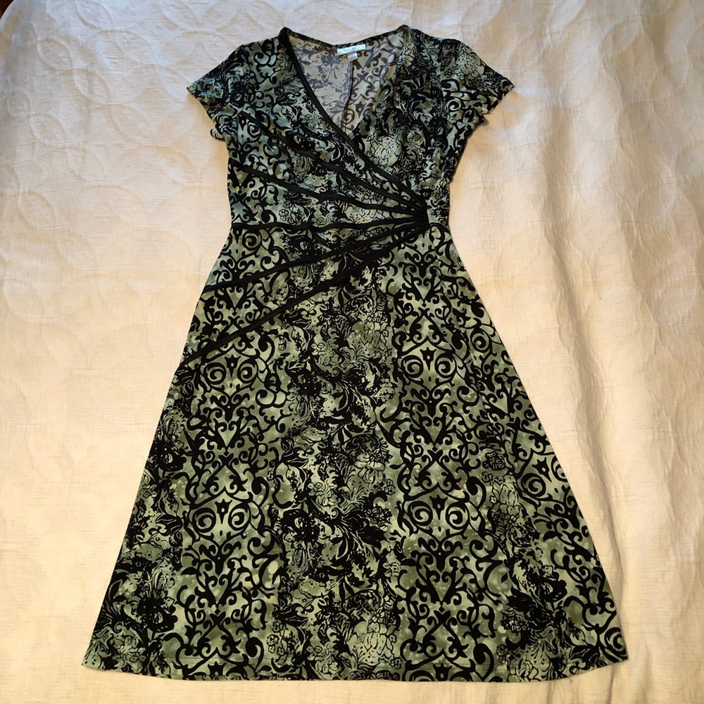 Green and black Dress Barn dress size 10